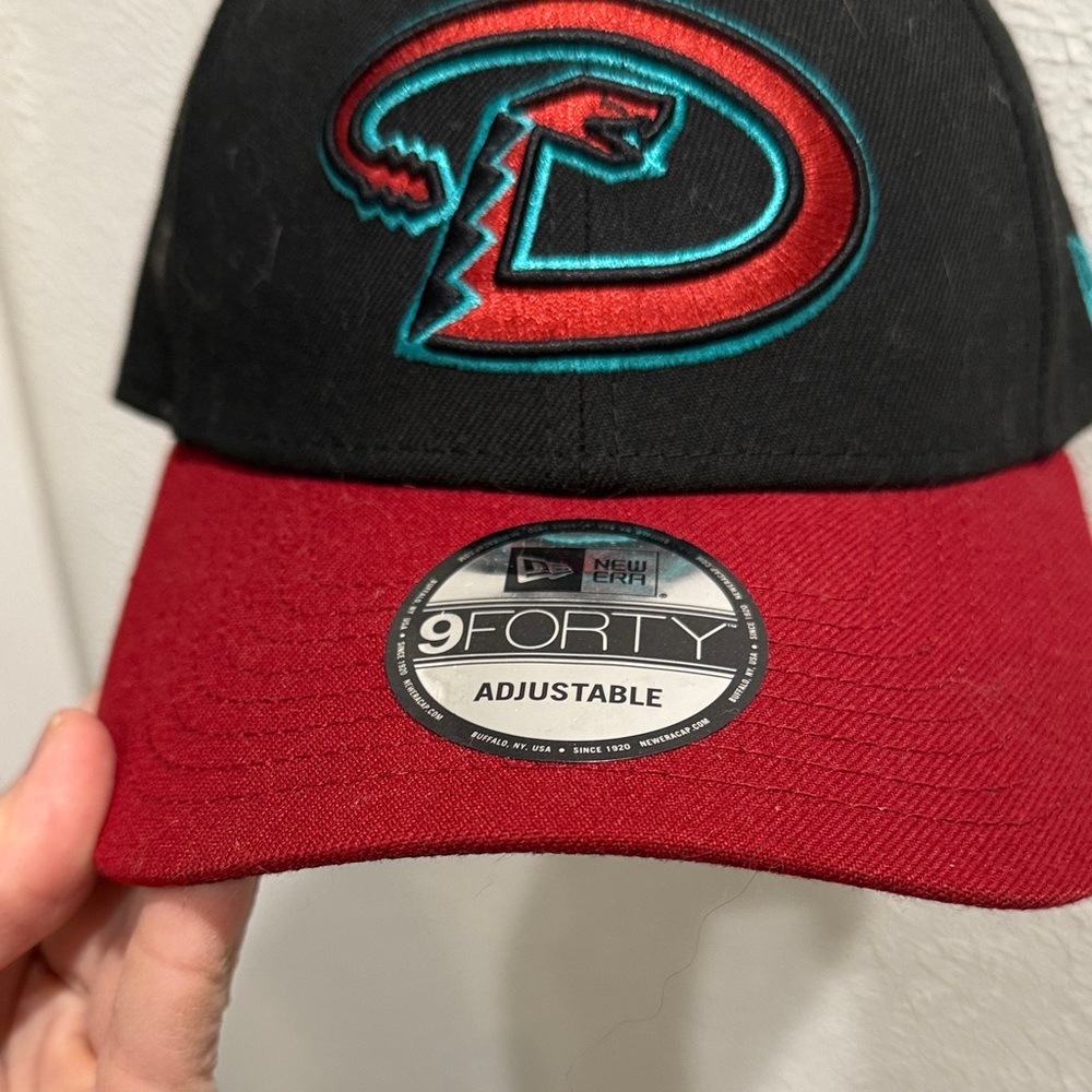 Diamondbacks New Era 9FORTY Black and Red Cap